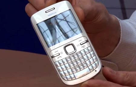 Nokia C3 - di động Wi-Fi giá 2,3 triệu ảnh 1 Nokia C3 - di động Wi-Fi giá 2,3 triệu ảnh 1