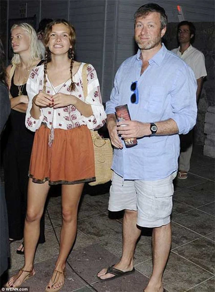 Tiết lộ tiệc mừng năm mới kiểu tỷ phú ảnh 1