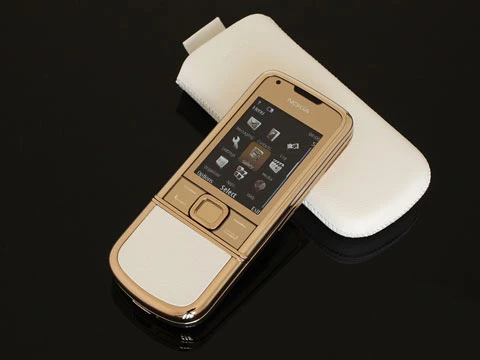 Ngắm điện thoại vàng siêu sang của Nokia ảnh 14