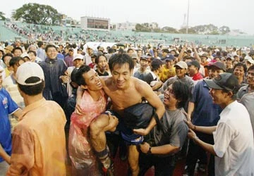 Bóng đá TP.HCM và những lần đổi phiên hiệu: Tiền không mua được tiên ảnh 1 Bóng đá TP.HCM và những lần đổi phiên hiệu: Tiền không mua được tiên ảnh 1