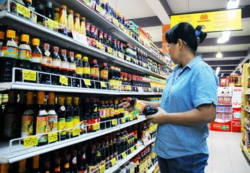 Lấn cấn trong xác định hàng giả ảnh 1