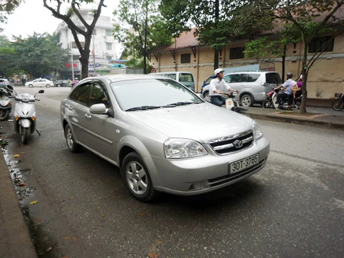 Vác tuýp sắt đuổi đánh CSGT ảnh 2