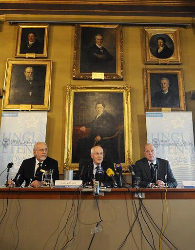 Công bố giải Nobel 2008 (hôm thứ 4 vừa rồi): Có “sai sót” trong giải Vật lý và Y học?