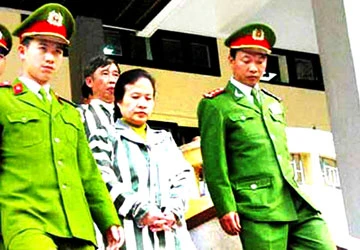 Quan chức có thể trở thành “tù binh” ảnh 2