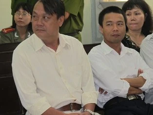 Tống đạt quyết định vụ ông Tâm kiện bà Liễu ảnh 1