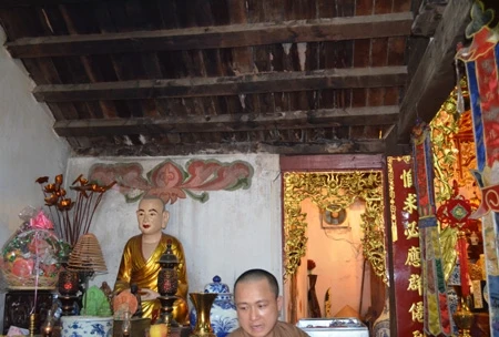 Chùa Một Cột xuống cấp nghiêm trọng ảnh 7 Chùa Một Cột xuống cấp nghiêm trọng ảnh 7