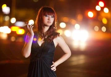 Hút thuốc lá, phụ nữ khó "lên đỉnh" ảnh 1