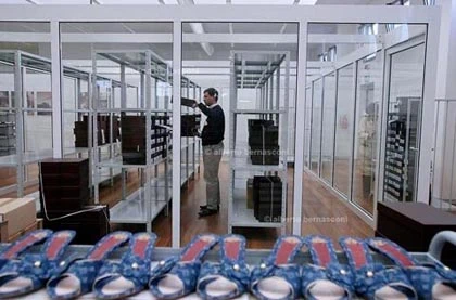 Xem giày nghìn đô được làm ra thế nào? ảnh 18