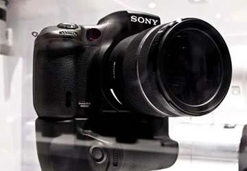 Sony A77 sẽ ra mắt tháng 7, bán vào tháng 10 ảnh 1