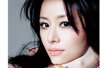 Những mỹ nhân của nữ văn sĩ nổi tiếng Quỳnh Dao ảnh 1