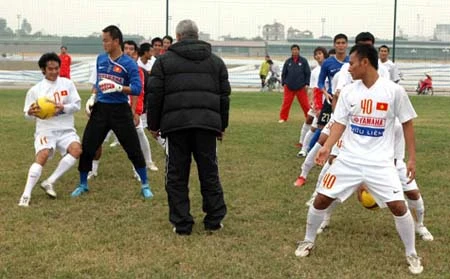 ĐTVN: Nghiêng ngả, mệt nhoài với Game Show của Calisto ảnh 15