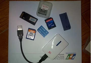 Loạn giá dịch vụ “cấp cứu” dữ liệu ảnh 1