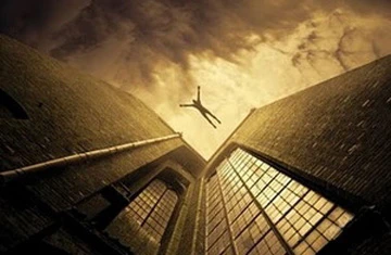 Bé trai sống sót kỳ diệu sau khi ngã từ tầng 5 ảnh 1