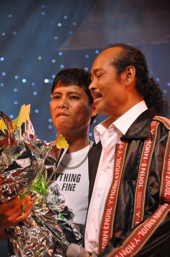 Ca sỹ Y Moan được đặc cách trao danh hiệu nghệ sỹ nhân dân ảnh 9