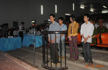 Tường thuật trực tiếp vụ án về bé Hào Anh: Giang, Thơm đều bị phạt 23 năm tù ảnh 6