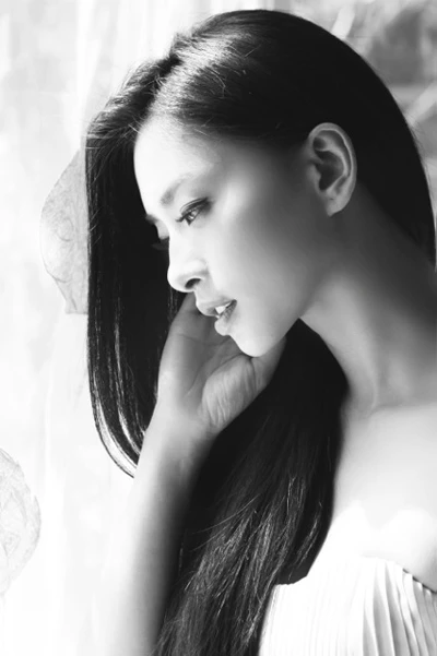 Ngô Thanh Vân gợi cảm trong nắng ảnh 6