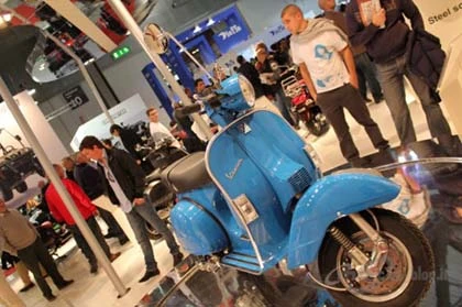 Vespa PX 2011 - scooter huyền thoại ảnh 2