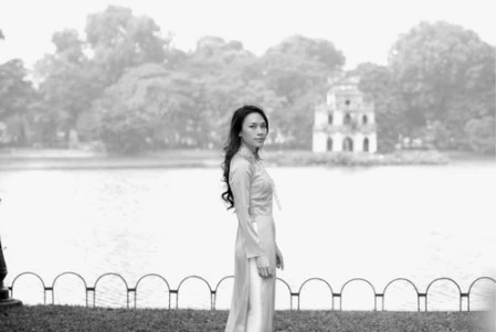 Mỹ Tâm ra sách ảnh và hát nhạc xưa ảnh 2