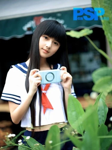 Ngắm nữ họa sĩ truyện tranh đẹp hơn cả... truyện tranh ảnh 9