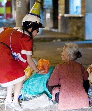 Sài Gòn tưng bừng đón Giáng sinh ảnh 2