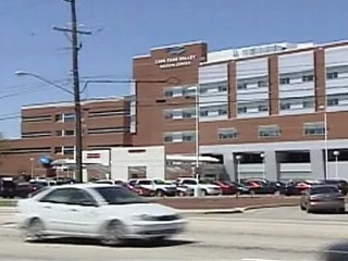 Mổ đẻ cho thiếu phụ... không có thai ảnh 1