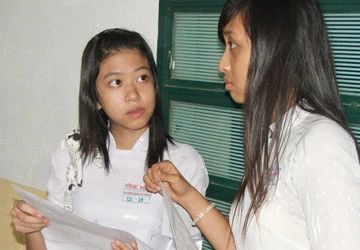 Lấn cấn thi môn ngoại ngữ: Học chỉ để thi? ảnh 1 Lấn cấn thi môn ngoại ngữ: Học chỉ để thi? ảnh 1