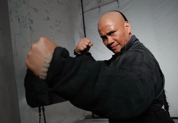 Cung Lê sẽ làm phim võ thuật Việt Nam ảnh 1