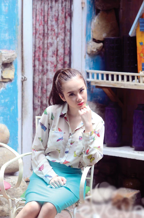 Angela Phương Trinh quy y cửa Phật ảnh 3