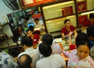 Giá vàng xuống sát 41 triệu đồng ảnh 1