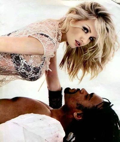 Những chuyện tình đổ vỡ gây tiếc nuối ảnh 9