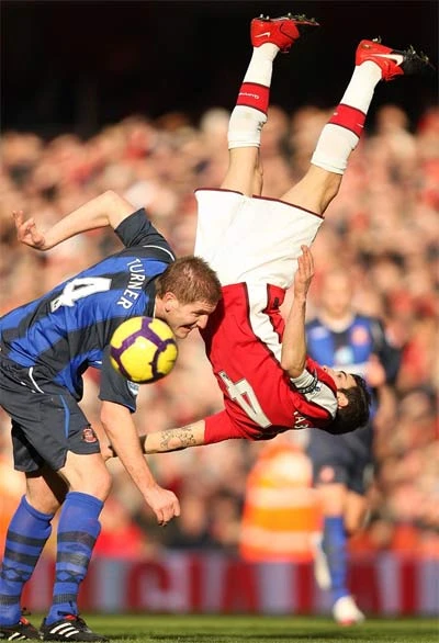 Những khoảnh khắc đẹp của Ngoại hạng Anh 2009-2010 ảnh 12