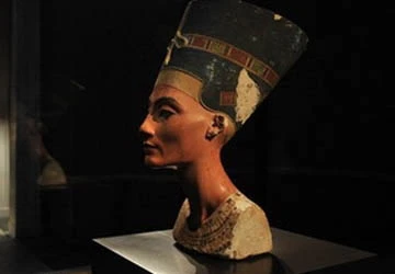 Ai Cập tiếp tục yêu cầu Đức trả tượng Nefertiti ảnh 1