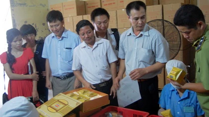 Chồng chéo kiểm tra bánh trung thu ảnh 1