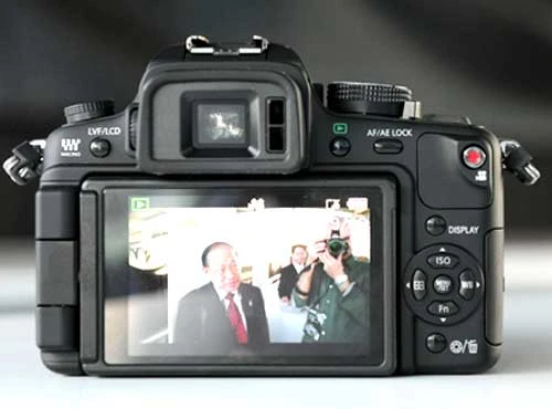 GH1 là mẫu máy số ống kính rời theo định dạng Micro Four Thirds thứ hai của Panasonic. Ảnh: PMA-Show.