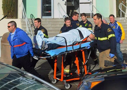 Học sinh nã súng tại trường cấp ba Mỹ ảnh 2