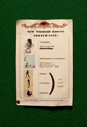 Vũ nữ thoát y nói về khách hàng "rác rưởi" ảnh 1 Vũ nữ thoát y nói về khách hàng "rác rưởi" ảnh 1