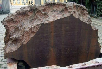 Những thiên thạch khổng lồ lao xuống trái đất ảnh 6 Những thiên thạch khổng lồ lao xuống trái đất ảnh 6