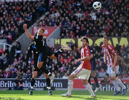 Chicharito: Tôi muốn giúp Man Utd làm nên lịch sử ảnh 1