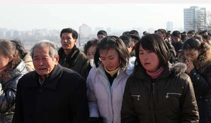 Triều Tiên trong ngày đầu quốc tang ảnh 11