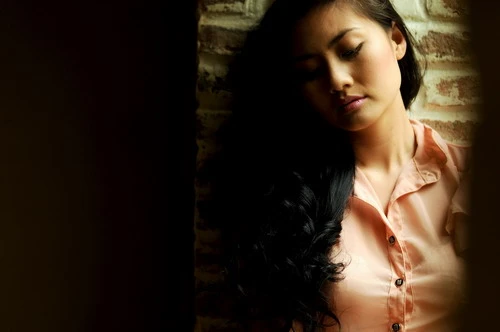 Vẻ u buồn của 'kiều nữ' Ngọc Lan ảnh 2