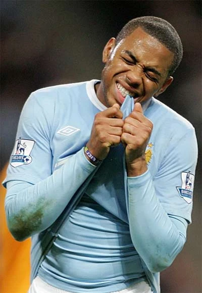 Những khoảnh khắc đẹp của Ngoại hạng Anh 2009-2010 ảnh 8