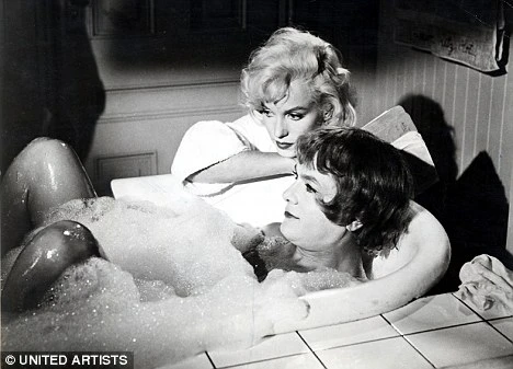 Thêm những bức ảnh chưa từng xuất hiện của Marilyn Monroe ảnh 3