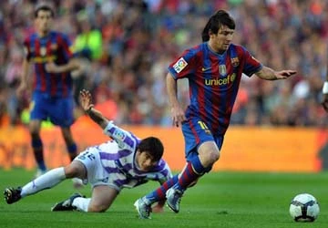 Messi đoạt “Chiếc giày vàng châu Âu” 2010 ảnh 1
