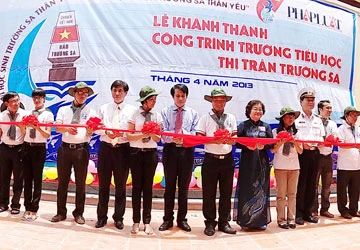 Ước gì có trường ở đảo Sinh Tồn! ảnh 1