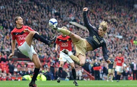 Những khoảnh khắc đẹp của Ngoại hạng Anh 2009-2010 ảnh 22