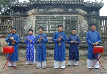 Nghệ nhân trẻ quyết giữ nghiệp cha ông ảnh 1