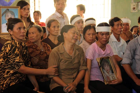 Kẻ gây nổ xe làm chết hai mẹ con lĩnh án tử hình ảnh 2