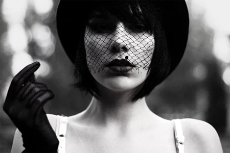 Thiếu nữ xinh đẹp qua ảnh chân dung đen trắng ảnh 1 Thiếu nữ xinh đẹp qua ảnh chân dung đen trắng ảnh 1