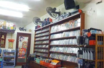 Rất khó kiểm soát các loại băng đĩa trên thị trường Rất khó kiểm soát các loại băng đĩa trên thị trường