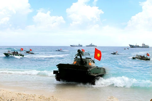 Tập luyện bảo vệ chủ quyền.